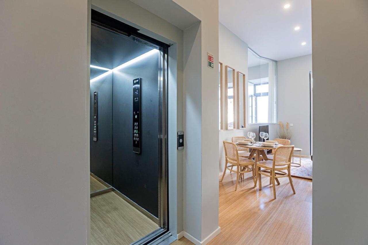 31 Janeiro 157 - Stylish 1Br W/ Ac & Balcony By Lovelystay Porto Eksteriør bilde